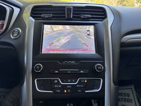 2019 Ford Fusion Hybrid SE