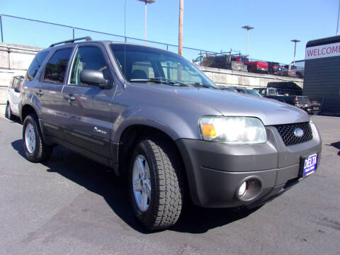 2007 Ford Escape Hybrid for sale at Delta Auto Sales in Milwaukie OR