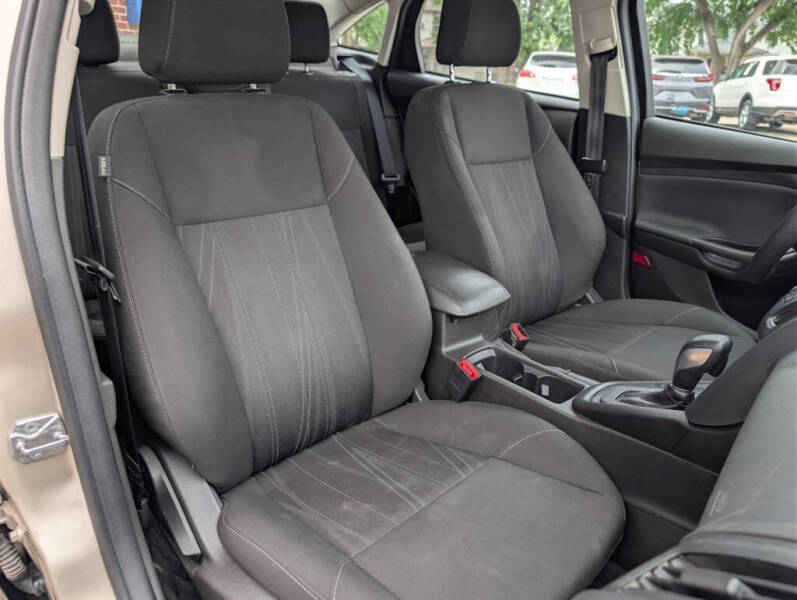 2017 Ford Focus SE