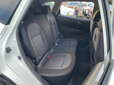 2013 Nissan Rogue SV w/SL Package