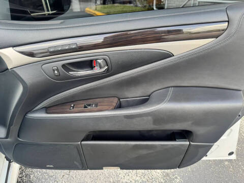2014 Lexus LS 460
