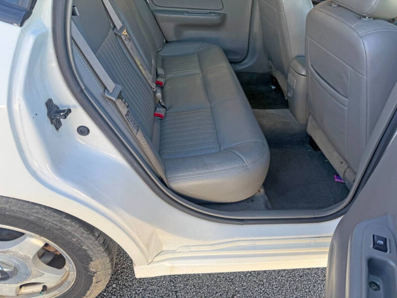 2001 Chevrolet Impala LS