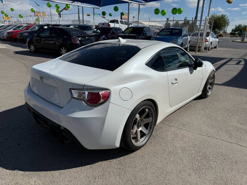 2013 Scion FR-S