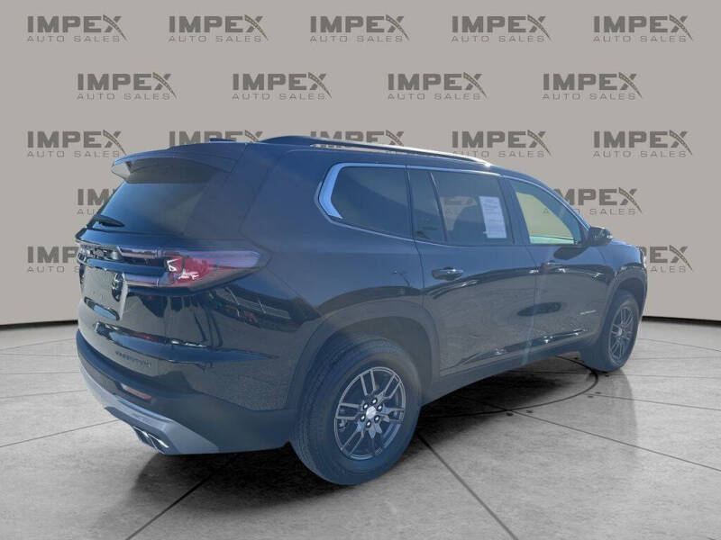 2025 GMC Acadia Elevation