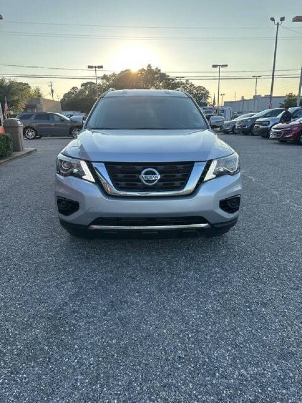 2020 Nissan Pathfinder S
