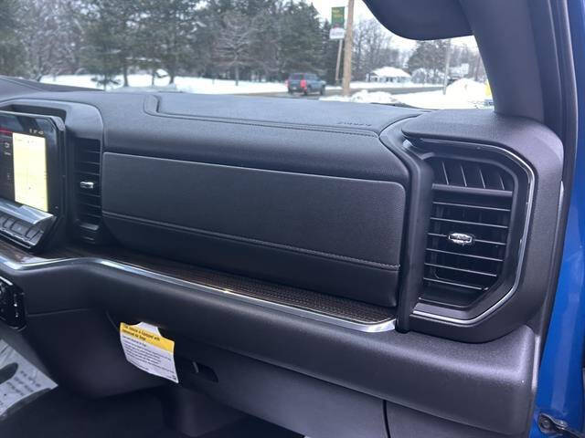 2022 GMC Sierra 1500 Elevation Standard