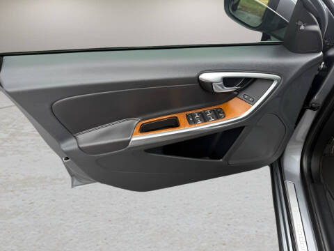 2016 Volvo S60 T5 Drive-E Inscription