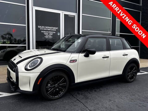 2022 MINI Hardtop 4 Door for sale at Autohaus Group of St. Louis MO - 40 Sunnen Drive Lot in Saint Louis MO