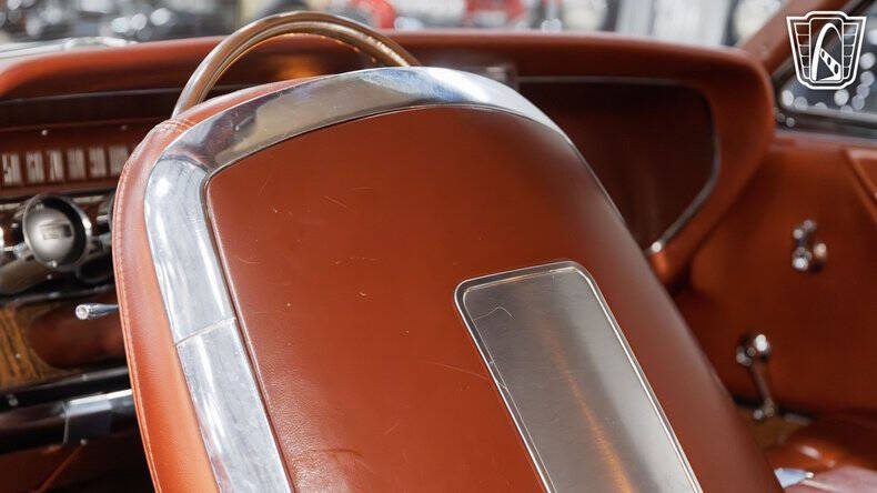 1966 Ford Thunderbird