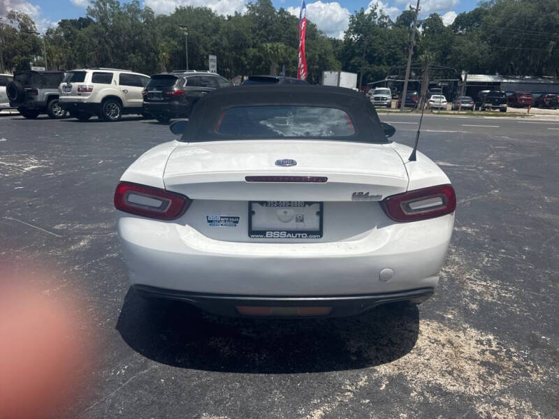 2017 FIAT 124 Spider Classica