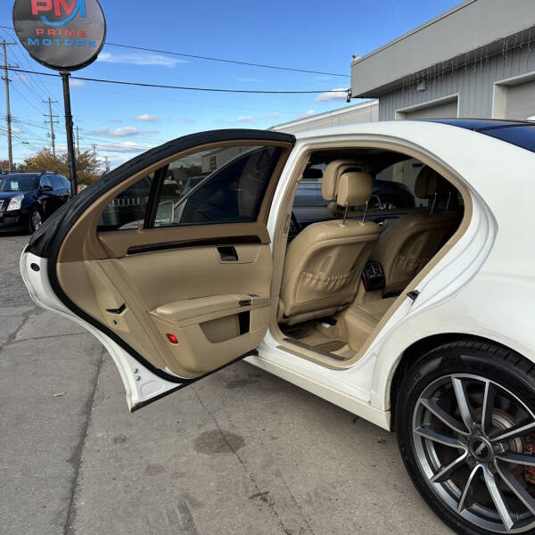 2010 Mercedes-Benz S-Class S 550 4MATIC