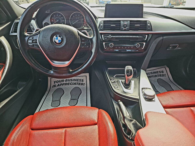 2018 BMW 3 Series 330i photo 7