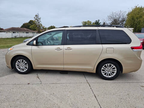 2011 Toyota Sienna XLE 8-Passenger