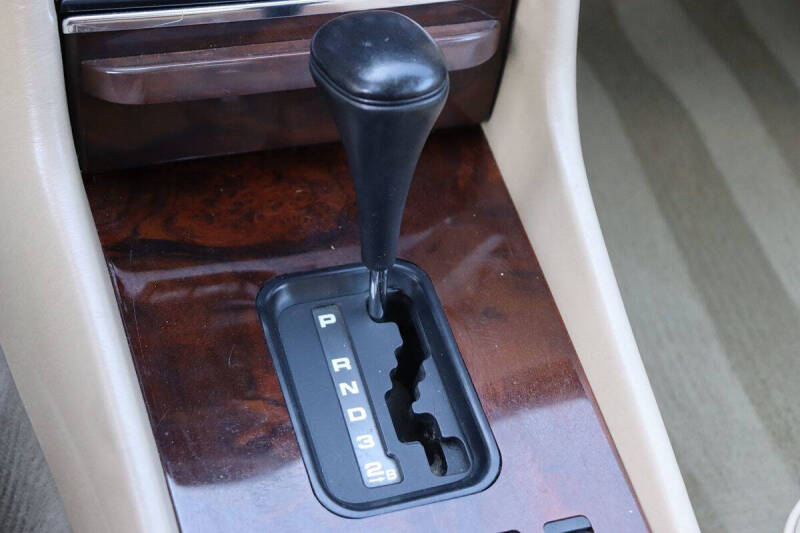 1988 Mercedes-Benz 560-Class 560 SL