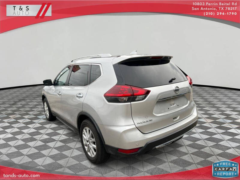 2020 Nissan Rogue SV