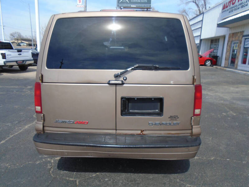 2003 Chevrolet Astro