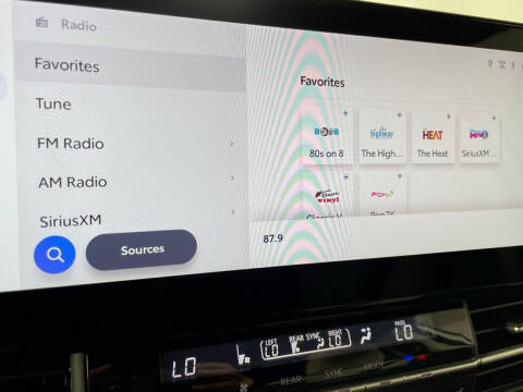 2025 Toyota Sienna Platinum 7-Passenger
