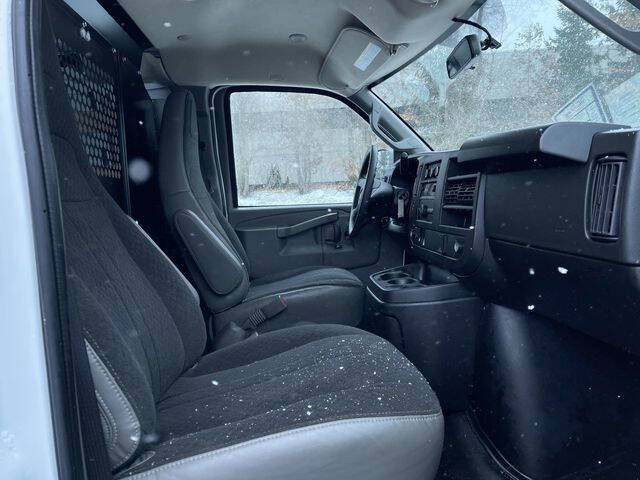 2024 Chevrolet Express 2500