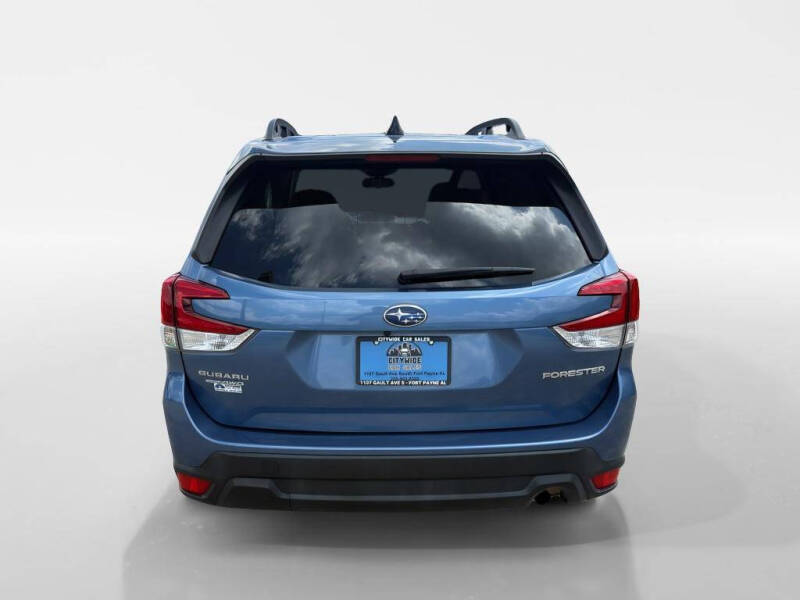 2024 Subaru Forester Premium
