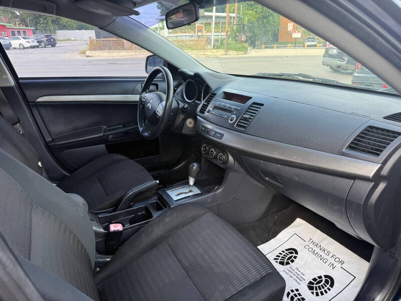 2013 Mitsubishi Lancer ES