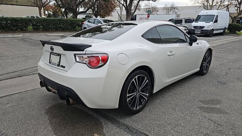 2013 Scion FR-S