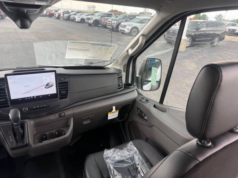 2026 Ford Transit 250
