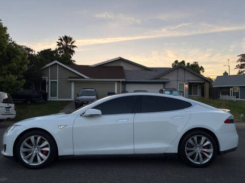 2014 Tesla Model S P85