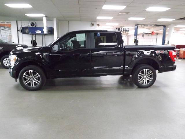 Used 2021 Ford F-150 XL with VIN 1FTEW1EP3MFC70908 for sale in Platteville, WI