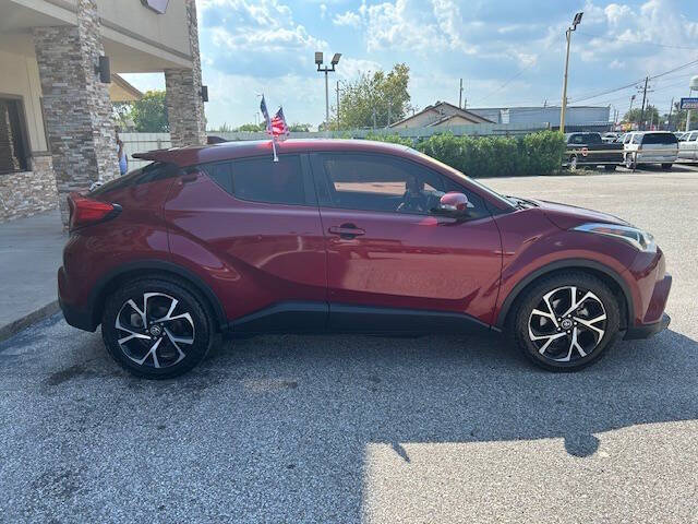 2018 Toyota C-HR XLE