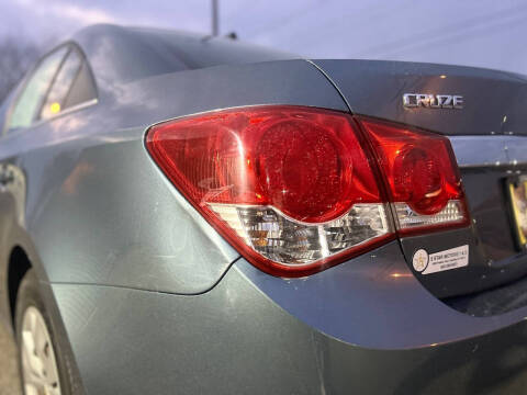 2012 Chevrolet Cruze LS