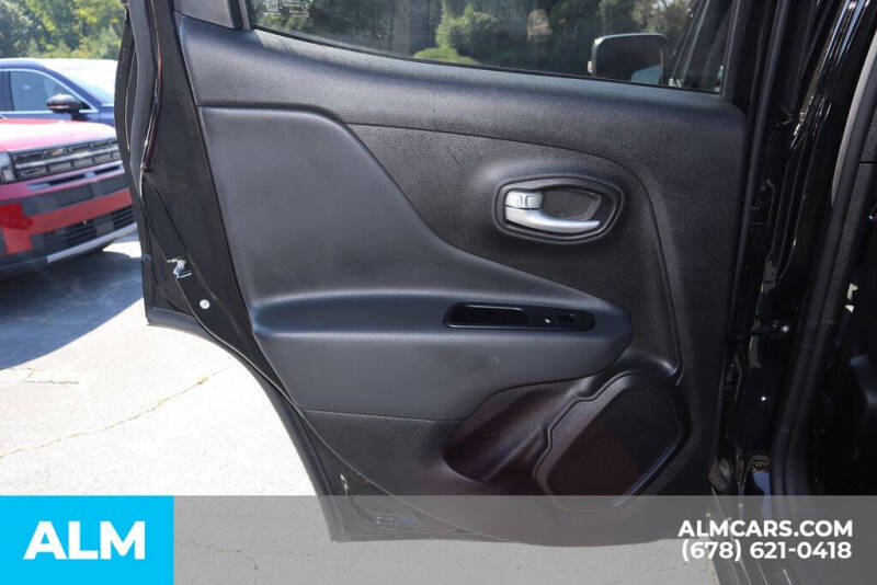 2023 Jeep Renegade Trailhawk