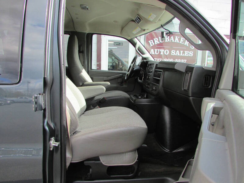 2017 Chevrolet Express LT 3500