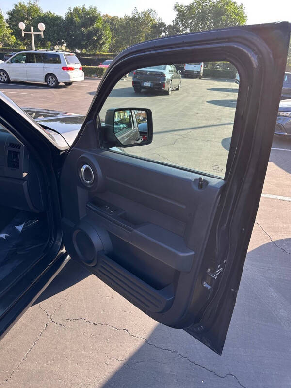 2011 Dodge Nitro Heat