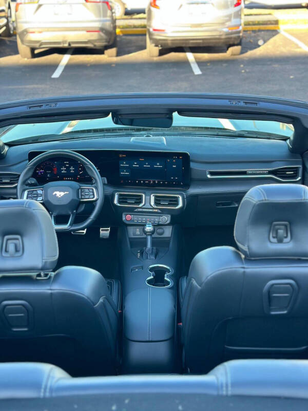 2025 Ford Mustang EcoBoost Premium