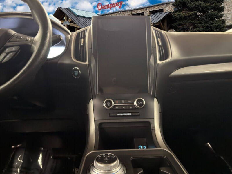 2023 Ford Edge SE