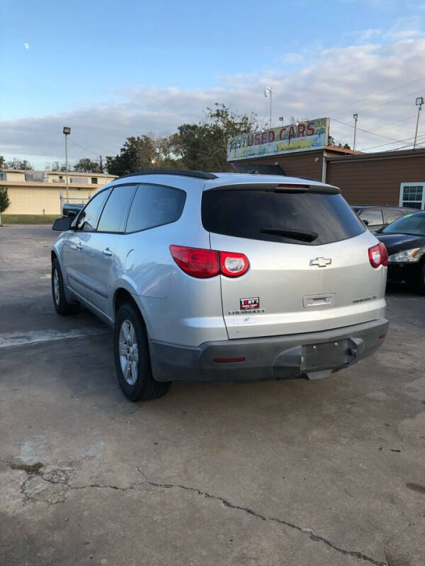 2009 Chevrolet Traverse LS