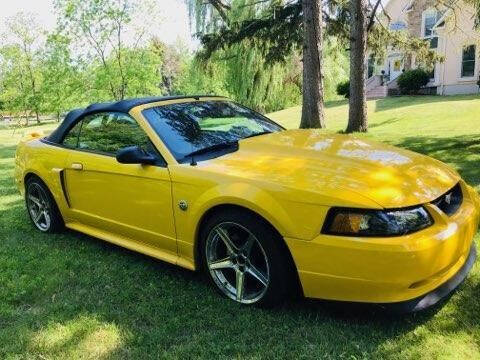 2004 Ford Mustang GT Deluxe
