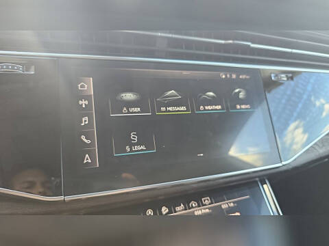 2019 Audi Q8 quattro Premium Plus 55 TFSI