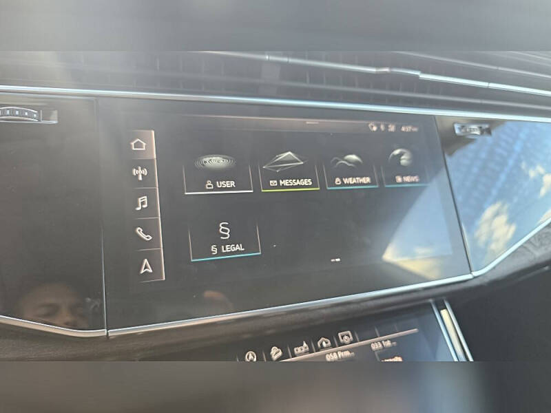 2019 Audi Q8 quattro Premium Plus 55 TFSI