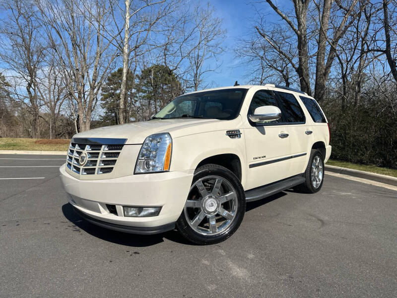 2008 Cadillac Escalade for sale at Noble Auto in Hickory NC