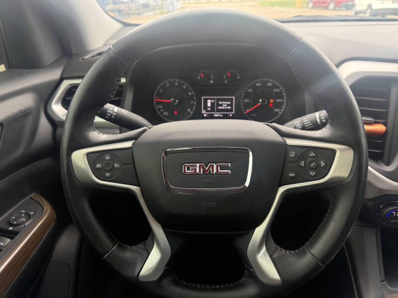 2017 GMC Acadia SLE-1