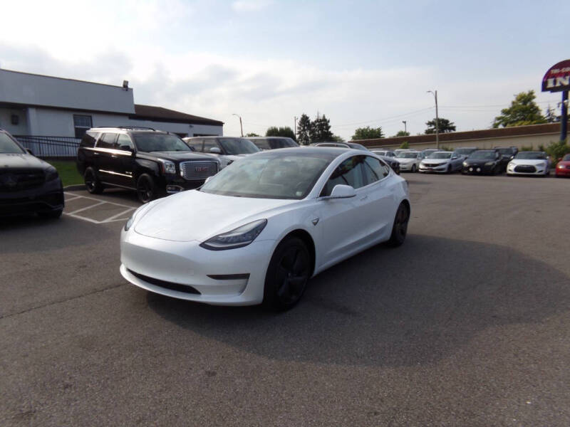2020 Tesla Model 3 Base's photo