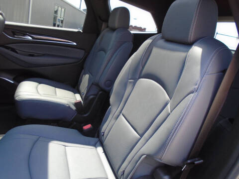 2022 Buick Enclave Essence