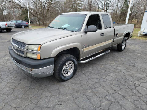 2003 Chevrolet Silverado 2500HD for sale at J & S Snyder's Auto Sales & Service in Nazareth PA