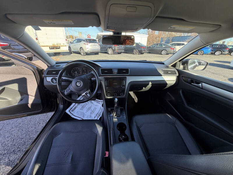 2015 Volkswagen Passat 1.8T Limited Edition