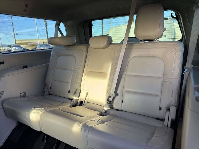 2021 Lincoln Navigator L Reserve