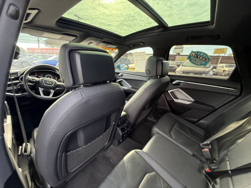 2022 Audi Q3 quattro S line Premium 45 TFSI