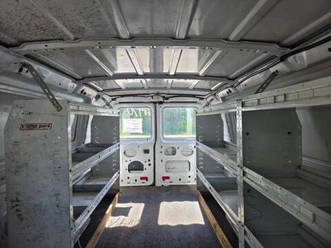 2011 Ford E-Series E-350 SD