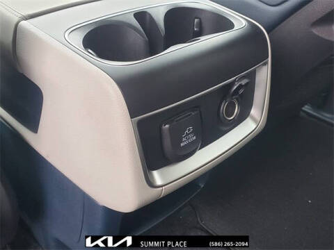 2025 Kia Carnival SX Prestige
