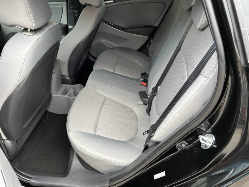 2016 Hyundai Accent Sport